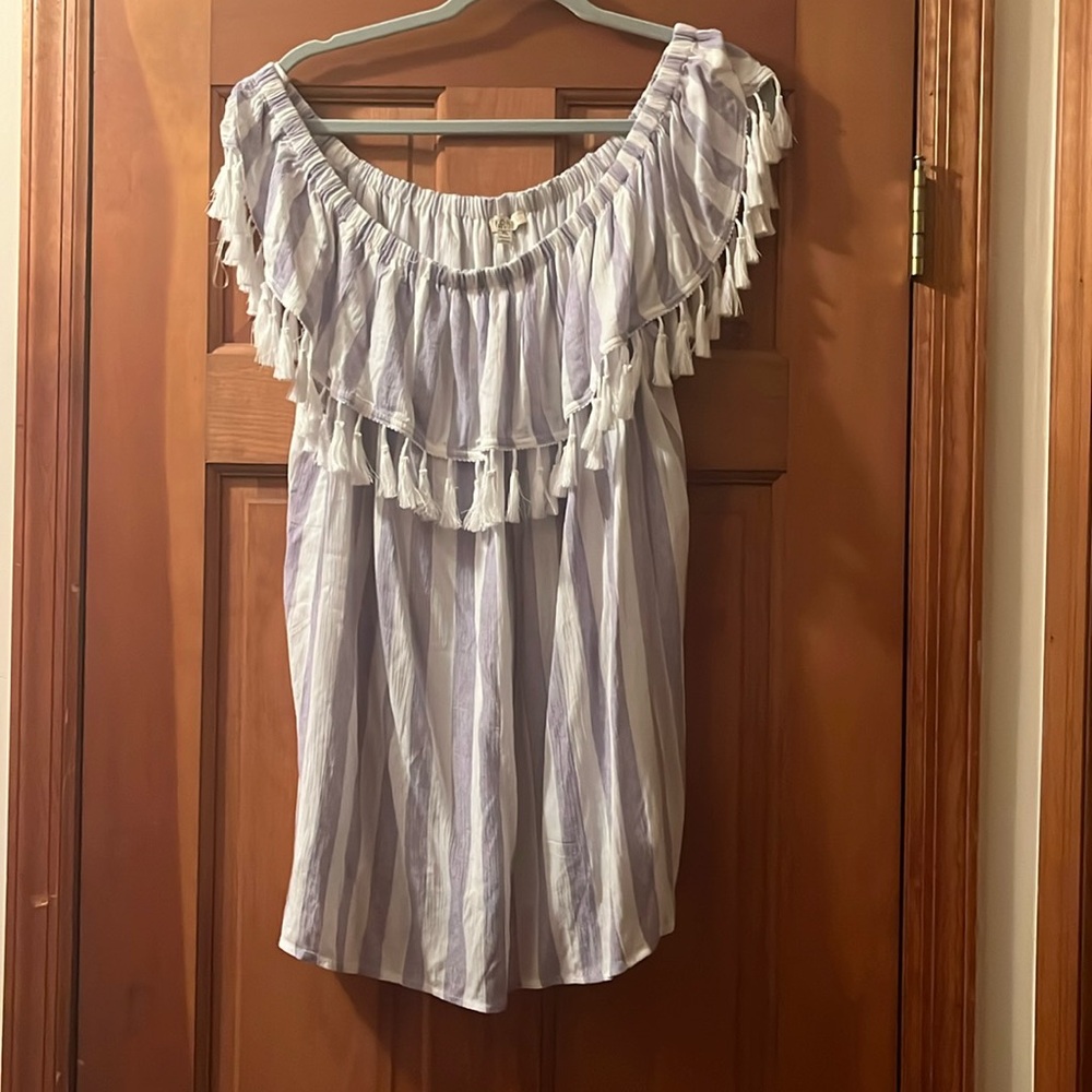 NWT Kori Off the shoulder top